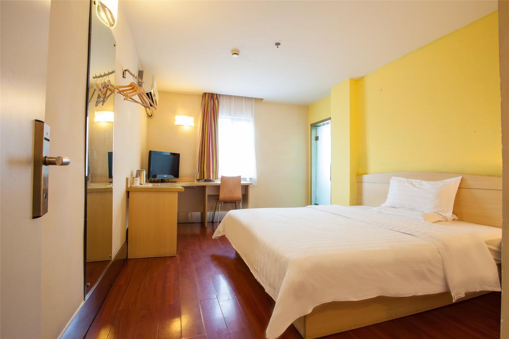 7Days Inn Guilin Railway Station Exterior photo